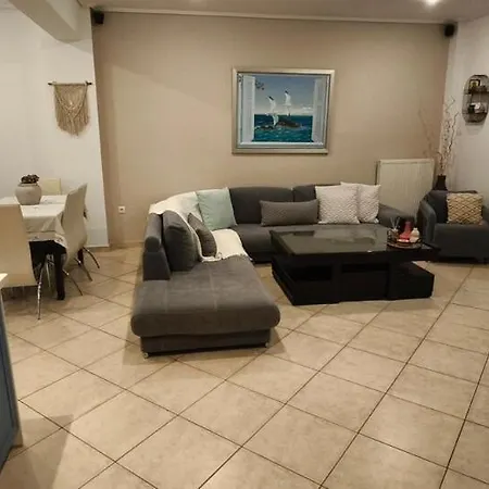 Sea & Mountain View Holiday home *